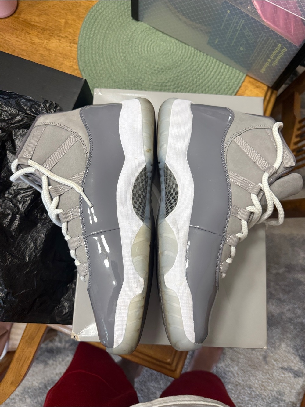 Jordan 11 - Picture 3 of 7